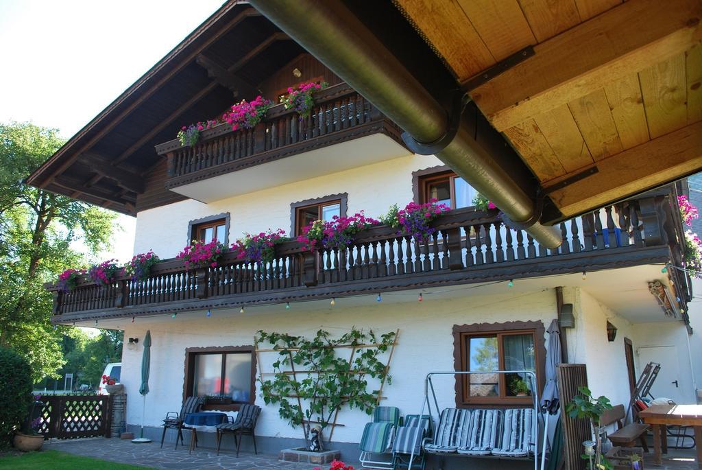 Gaestehaus Riki Oberschmid Steinbach am Attersee Værelse billede